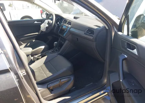 2020 Volkswagen Tiguan 2.0T Se/2.0T Se R-Line Black/2.0T Sel из США, поврежденный, VIN 3VV3B7AX5LM014863